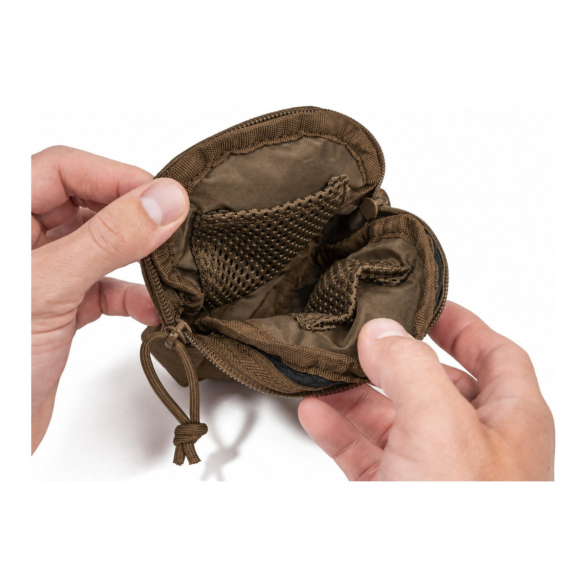 LT2 interior pocket